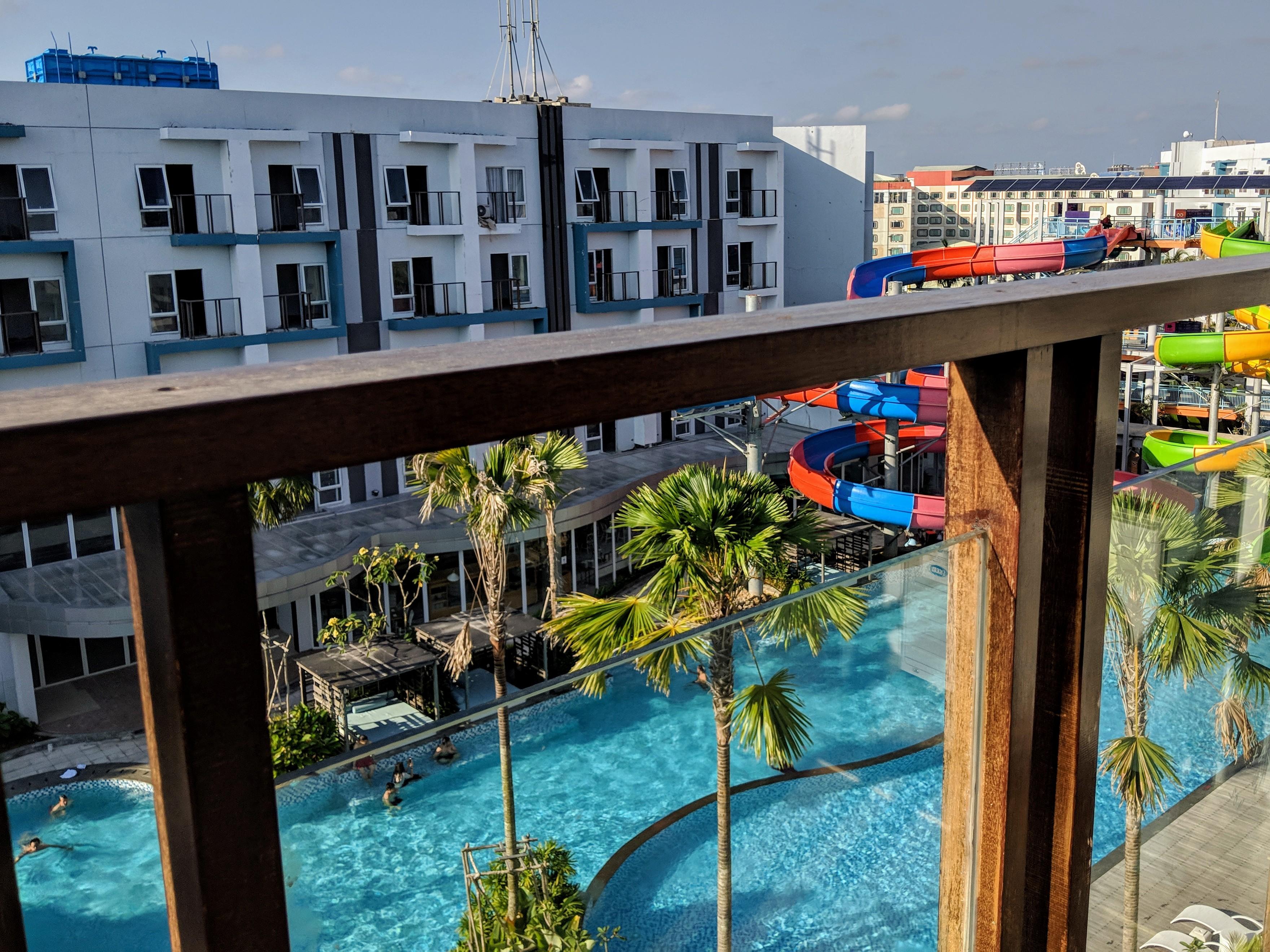 Astara Hotel Balikpapan Exterior photo